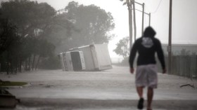 إعصار إيرما يضرب فلوريدا