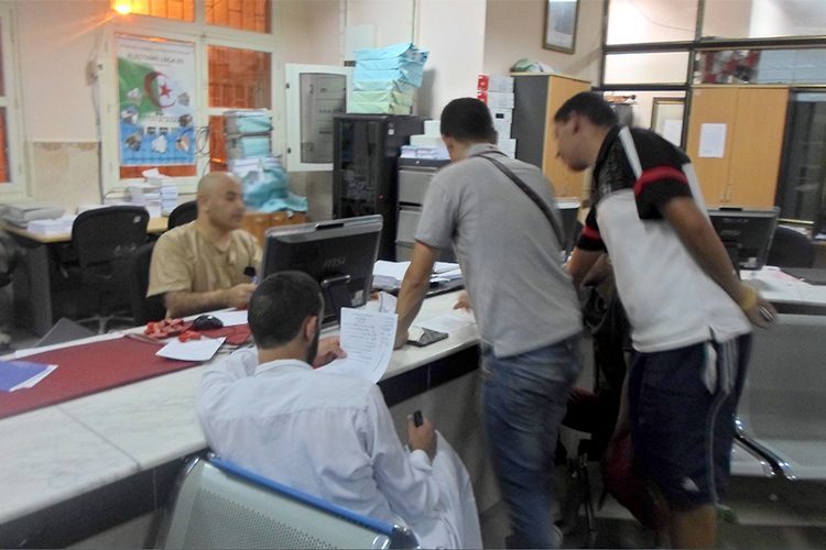 Retrait à distance des actes de naissance, de décès et de mariage