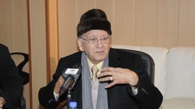 الفرڤاني يوقع حفل الختام.. ودعوة لحفظ التراث الموسيقي الوطني