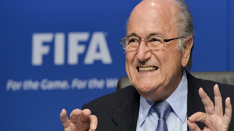 بلاتير: احتضان قطر لمونديال 2022 خطيئة !