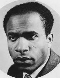 Les “trois dimensions” de la personnalité de Frantz Fanon vues par un universitaire