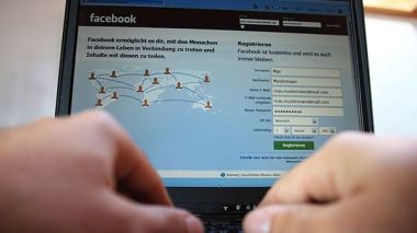 Facebook forces Algerians to put their real names