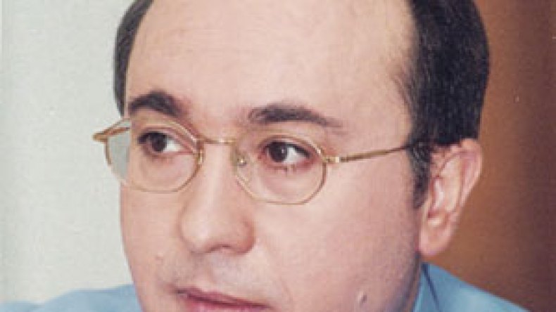 الضرب بالحذاء عجزٌ، وبالنار إرهاب، بماذا نضرب؟