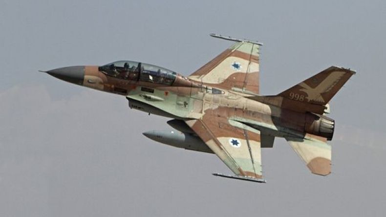 قصف إسرائيلي على موقعين لحماس في غزة