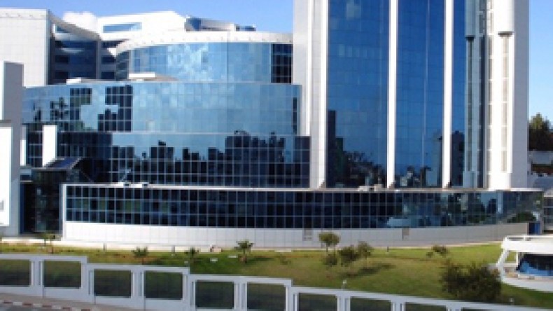 70 ألف موظف في قطاع المالية والتخطيط يهددون بشل القطاع