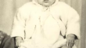 ابن “الشهيد الحي” يكتشف أن شقيقته “الميتة” حية