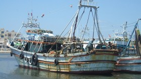 السودان تحتجز مركب صيد مصري وطاقمه