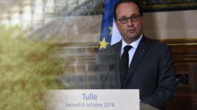 روسيا تؤكد زيارة بوتين لفرنسا رغم تردد هولاند في استقباله