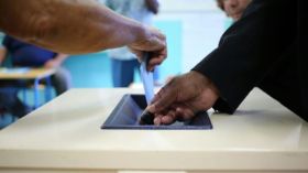 انطلاق الدورة الثانية من انتخابات المناطق في فرنسا