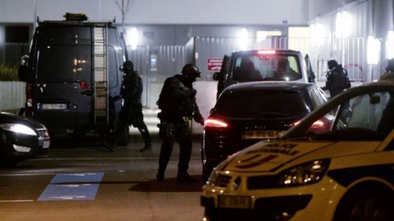 128 عملية دهم في فرنسا إثر هجمات باريس