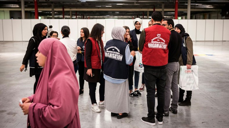 مسلمو فرنسا يتجمعون قرب باريس في لقاء سنوي