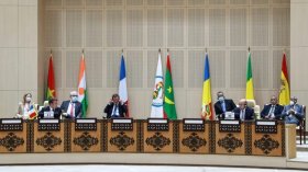 Pas de baisse dans l'”immédiat” des troupes françaises au Sahel