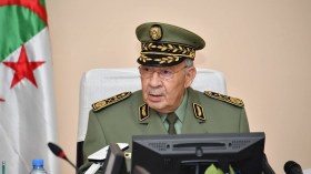 قايد صالح: التكوين النوعي أحد أسرار نجاح الجيش