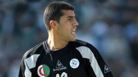 مدوار مستعد للتفاوض مع إدارة نيم.. قاواوي قد يلعب في فرنسا في الميركاتو