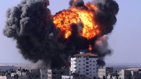 الطيران الإسرائيلي يغير على مواقع لحماس في قطاع غزة