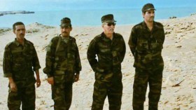 غالي “يتحدى” المخزن بصورة على شواطئ الأطلسي