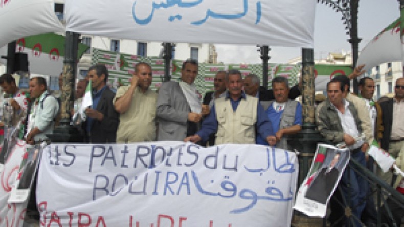 “الباتريوت” يطالبون بحقوق وإمتيازات أفراد الجيش والمجاهدين