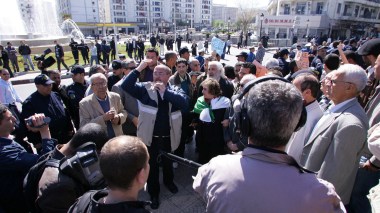 Police break up CNCD march in Algiers