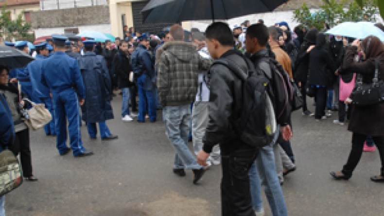 مسيرات ببجاية، احتجاجات بتيزي وزو، إضراب عن الدراسة بالعاصمة