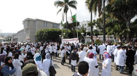 الإضرابات تلغم  قطاعات الصحة والمالية والتعليم العالي