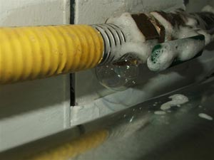 Algeria gas leak blast kills three