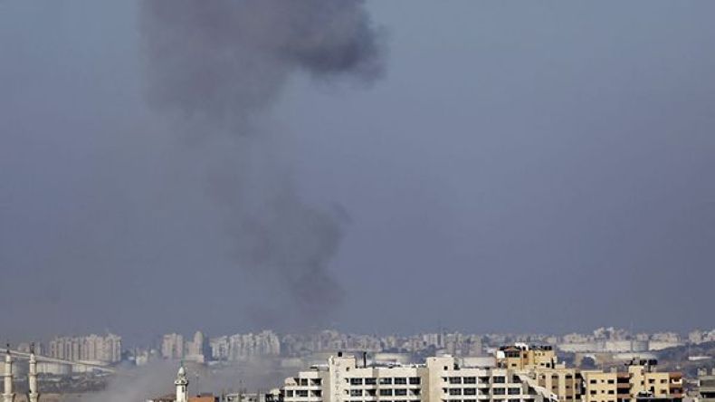 غارة إسرائيلية على غزة بعد إطلاق صاروخ