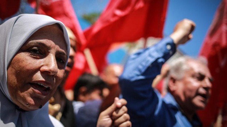 مسيرة في غزة في ذكرى “نكسة 1967”