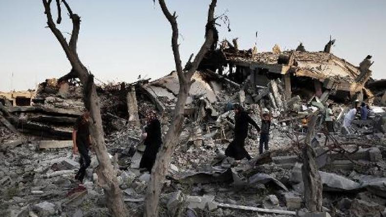 أزمة في مفاوضات القاهرة ومساع لتمديد الهدنة في غزة