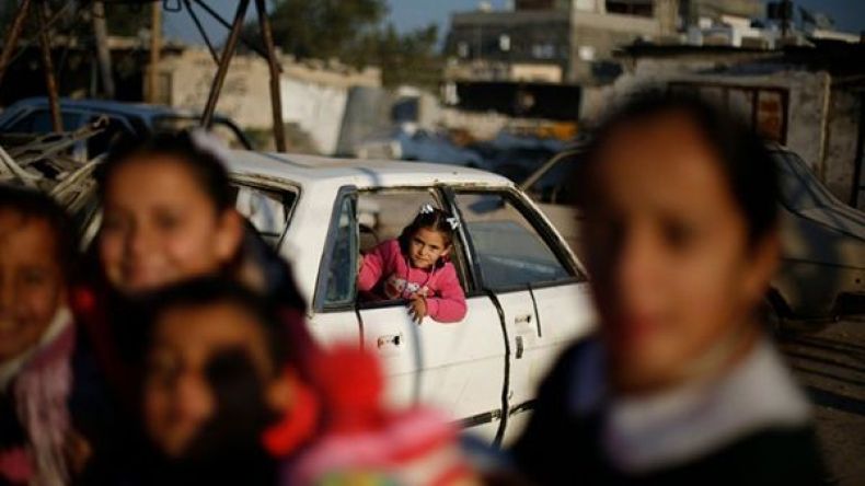 الأمم المتحدة: أزمات المنطقة تنافس المساعدات للفلسطينيين