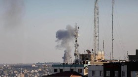 طائرات الاحتلال تقصف عدة مواقع في غزة