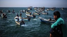 صيادو غزة يبحرون تسعة أميال بحرية لأول مرة منذ عشرة أعوام