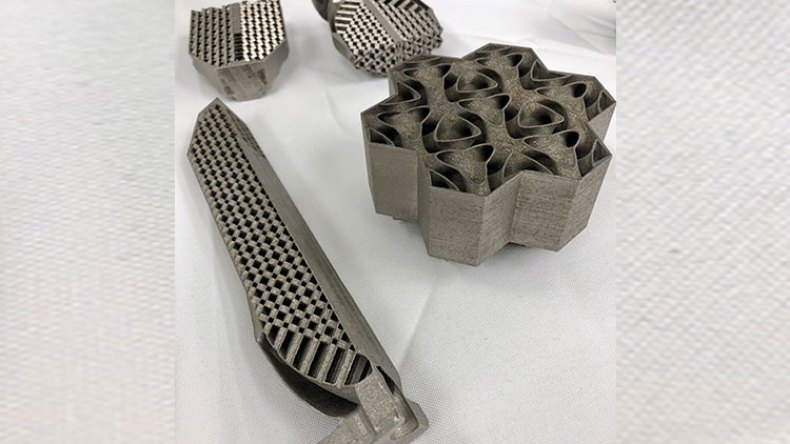 باحثون يطورون جهازا محمولا ينتج مياه الشرب من الهواء