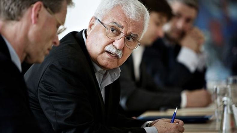 تقارير متضاربة حول موعد استئناف محادثات السلام السورية