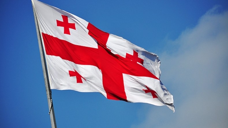 العثور على قنصل جورجيا ميتاً في شقته