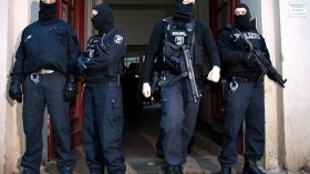 ألمانيا: اعتقال متطرفين خططوا لهجمات ضد مسلمين