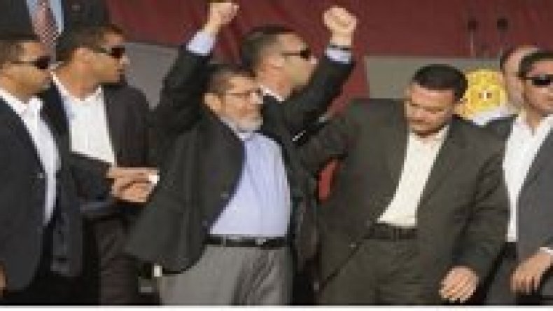 Former presidential president to Echourouk: everybody should support Morsi’s decisions