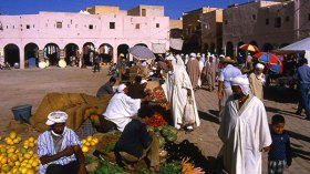 في القرارة
