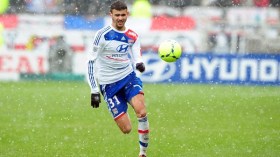 “رشيد غزال” يقترب من “غازيلاك أجاكسيو”