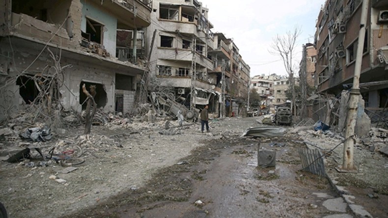 قوات النظام تستمر في قصف الغوطة