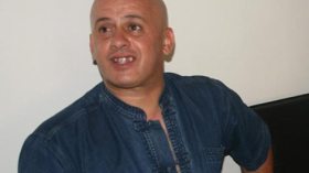 مسيرة في باب الواد للمطالبة برحيل غريب