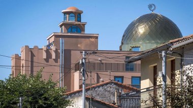 Un imam d’origine “algérienne” poursuivi pour incitation à la haine raciale