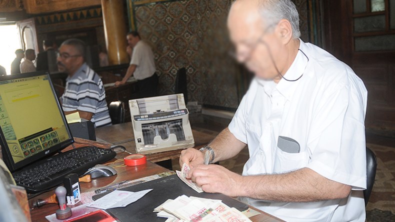 أساتذة مستخلفون ومتعاقدون دون أجور