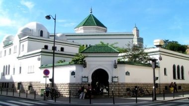 Le Maroc, principal “financeur” des mosquées en France