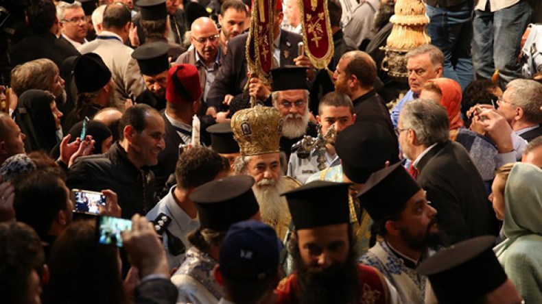 الكنيسة اليونانية في القدس تبيع ممتلكاتها بأبخس الأسعار