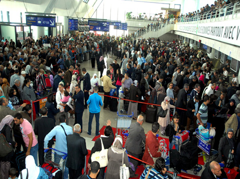 Pilot assistants' protest paralyzes Algiers airport