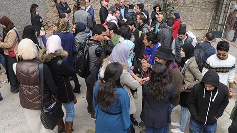 طلبة الفنون الجميلة: يا كمال شاعو.. ارحل عاجلا لا نريدك مديرا للمدرسة