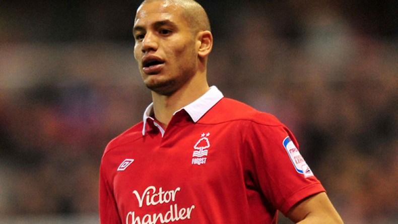 قديورة يعود للمنافسة مع كريستال بالاس الإنجليزي