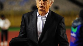 خليلوزيتش‭ ‬غاضب‭ ‬ويؤجل‭ ‬الفصل‭ ‬في‭ ‬قائمة‭ ‬الـ31