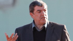 خليلي يبقى رسميا في الكناري وحناشي يصرف النظر عن أندرسون