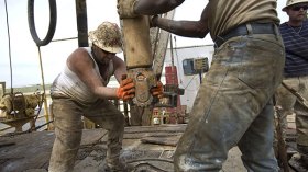 التقاعد المسبق لعمال “المهن الشاقة” يفجر المركزية النقابية